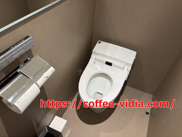 男女共用トイレが2つ